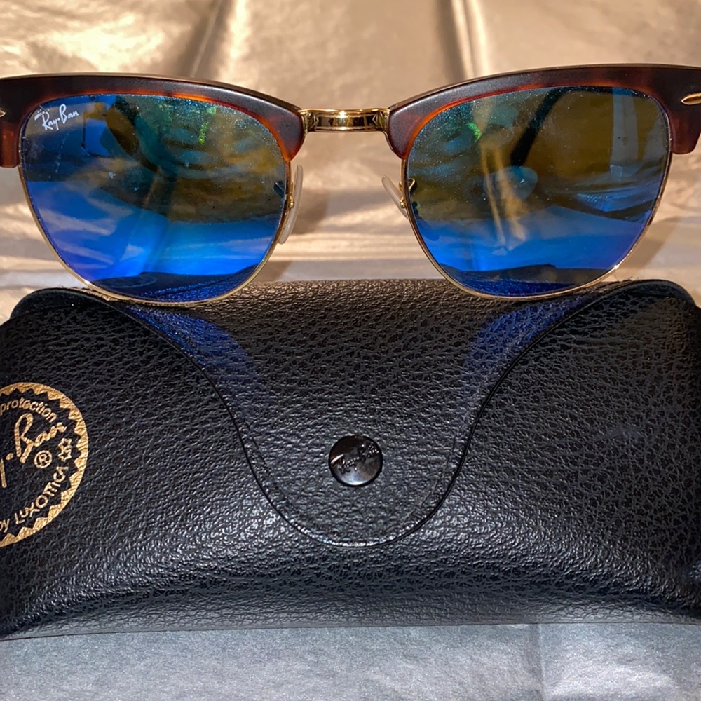 Blue lens aviator ray bans